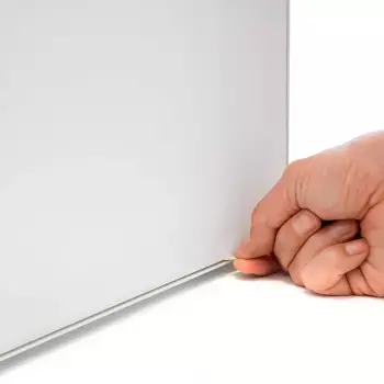 Cyfrowa Trybunka Futuro z monitorem 32 cale